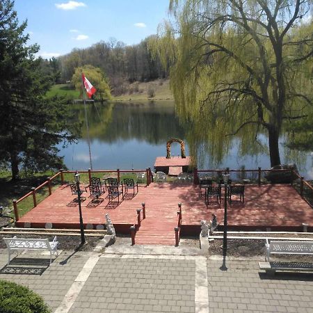 Lakeview Private Suite-Twin Or King Tottenham Kültér fotó