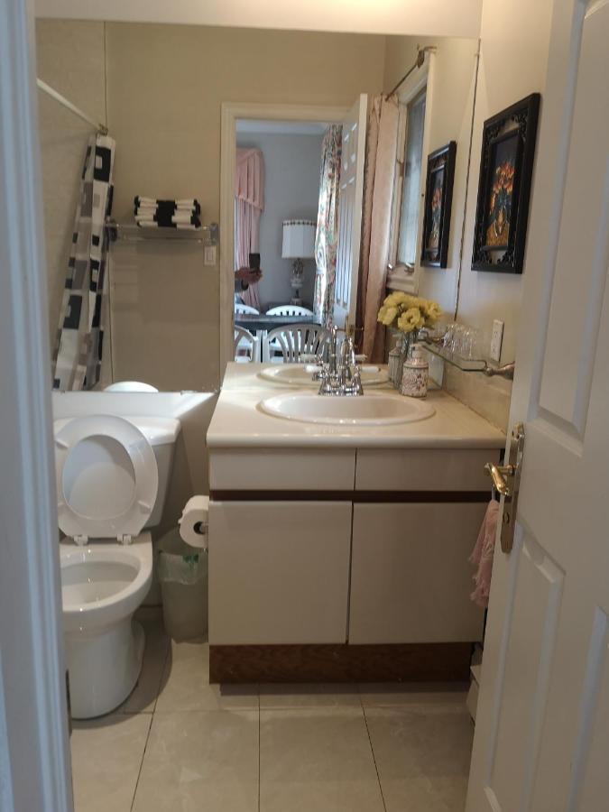 Lakeview Private Suite-Twin Or King Tottenham Kültér fotó