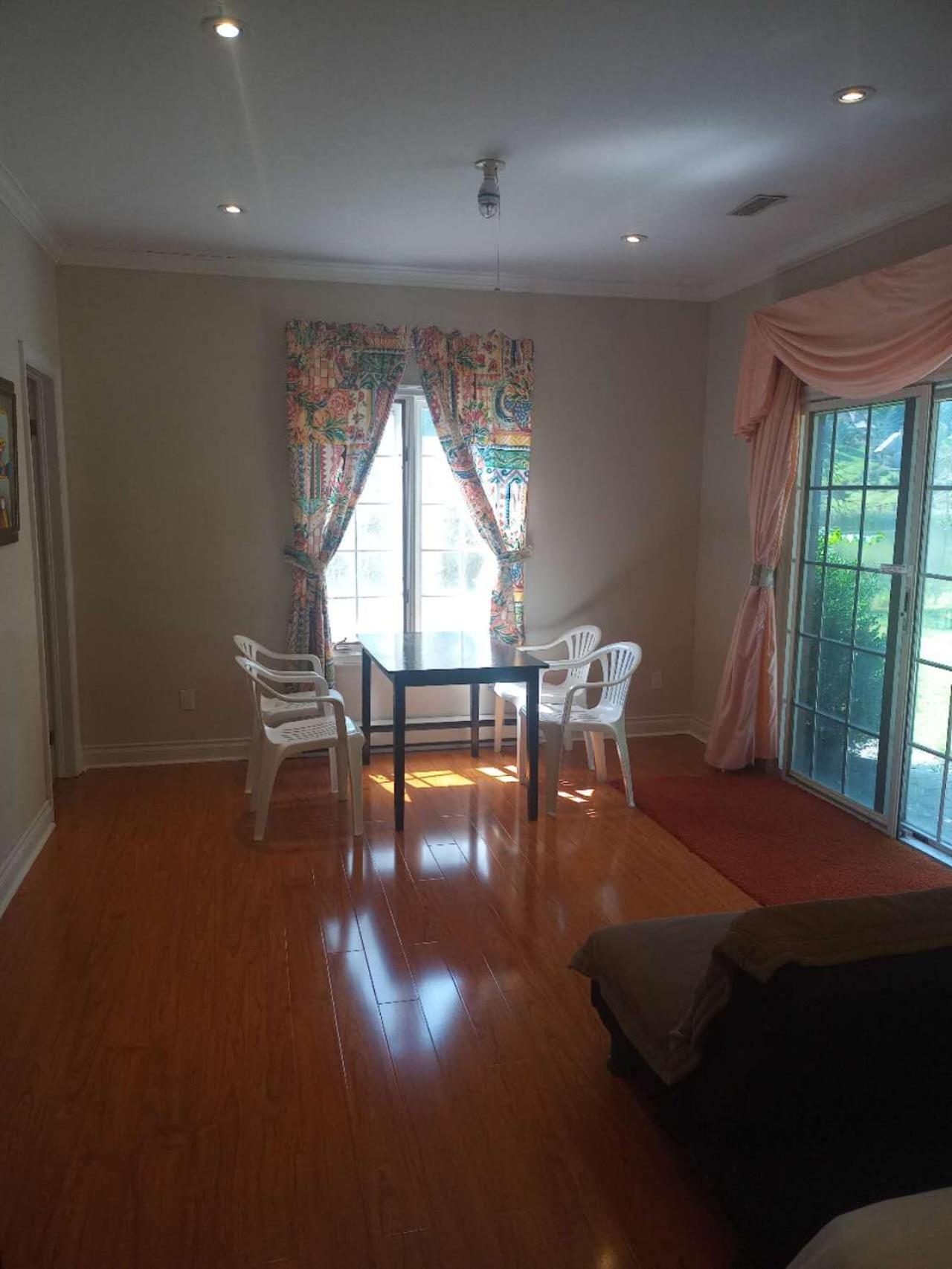 Lakeview Private Suite-Twin Or King Tottenham Kültér fotó